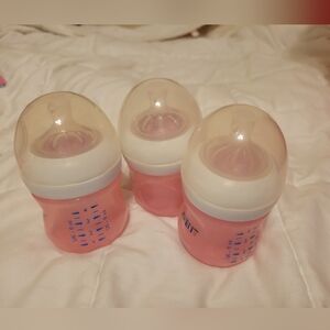 3pc set of 4oz pink Phillips Avent Natural Response Bottle